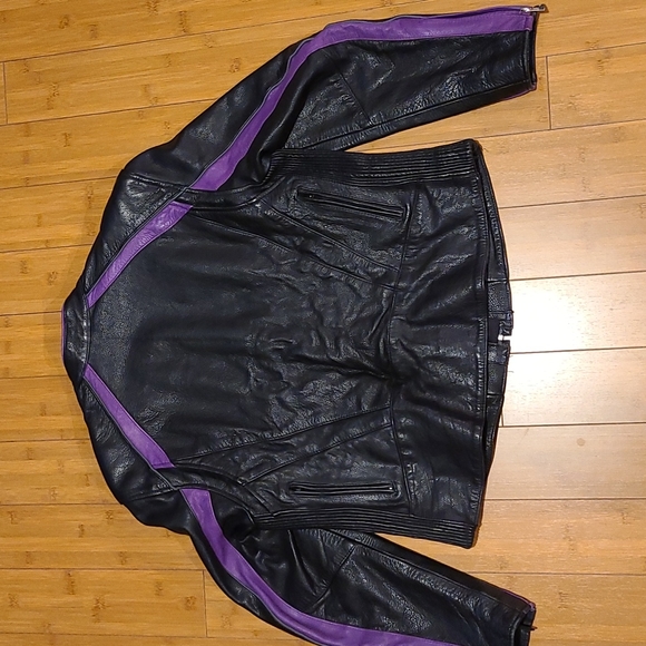 Milwaukee Leather Jacket w/Purple Accents - Picture 6 of 10